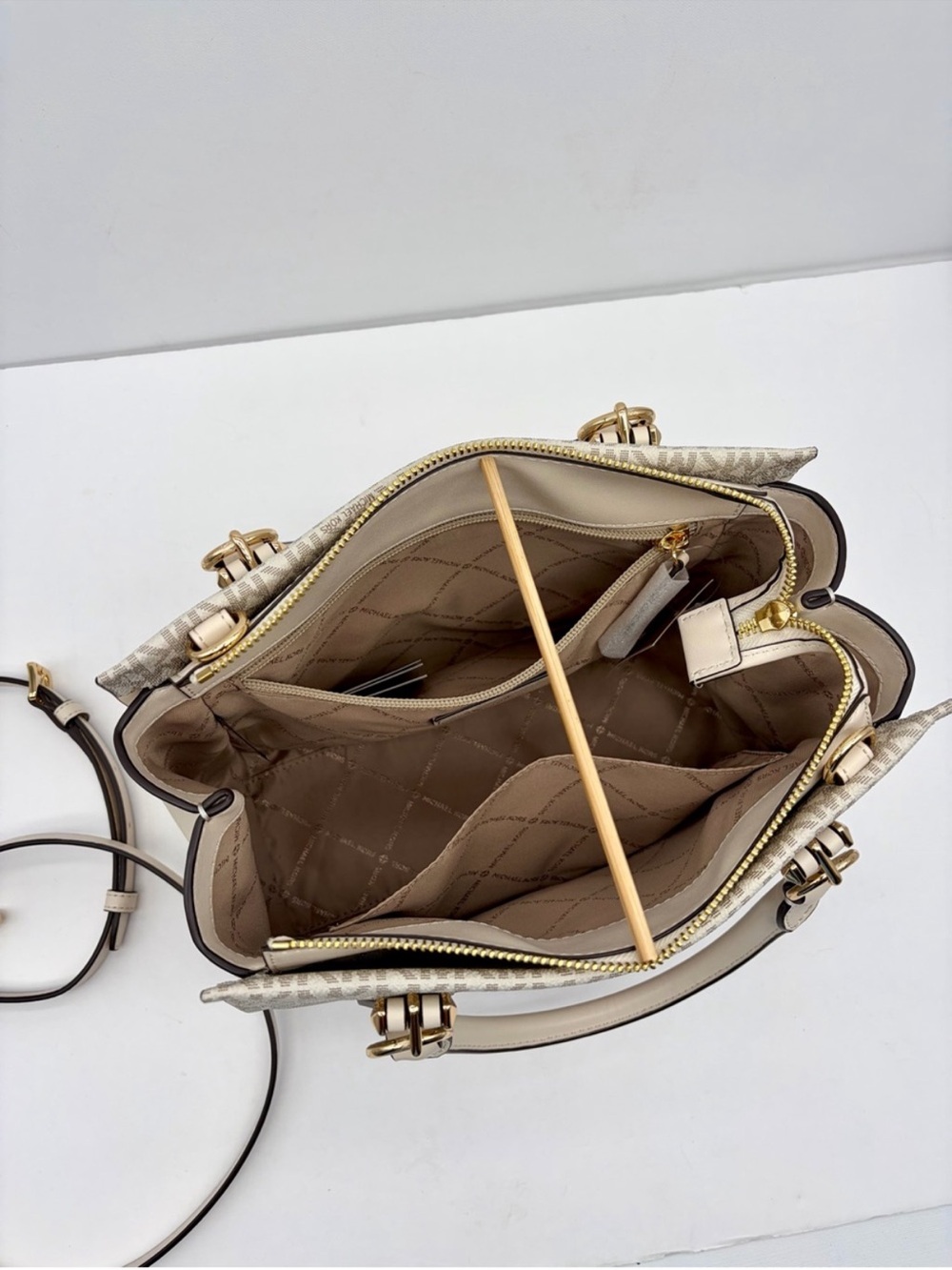 MICHAEL KORS Marilyn Md Embellished Signature Logo Satchel Crossbody - Picture 6 of 15